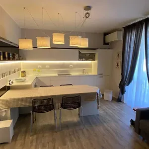 Desenzano Luxury Apartment Desenzano del Garda