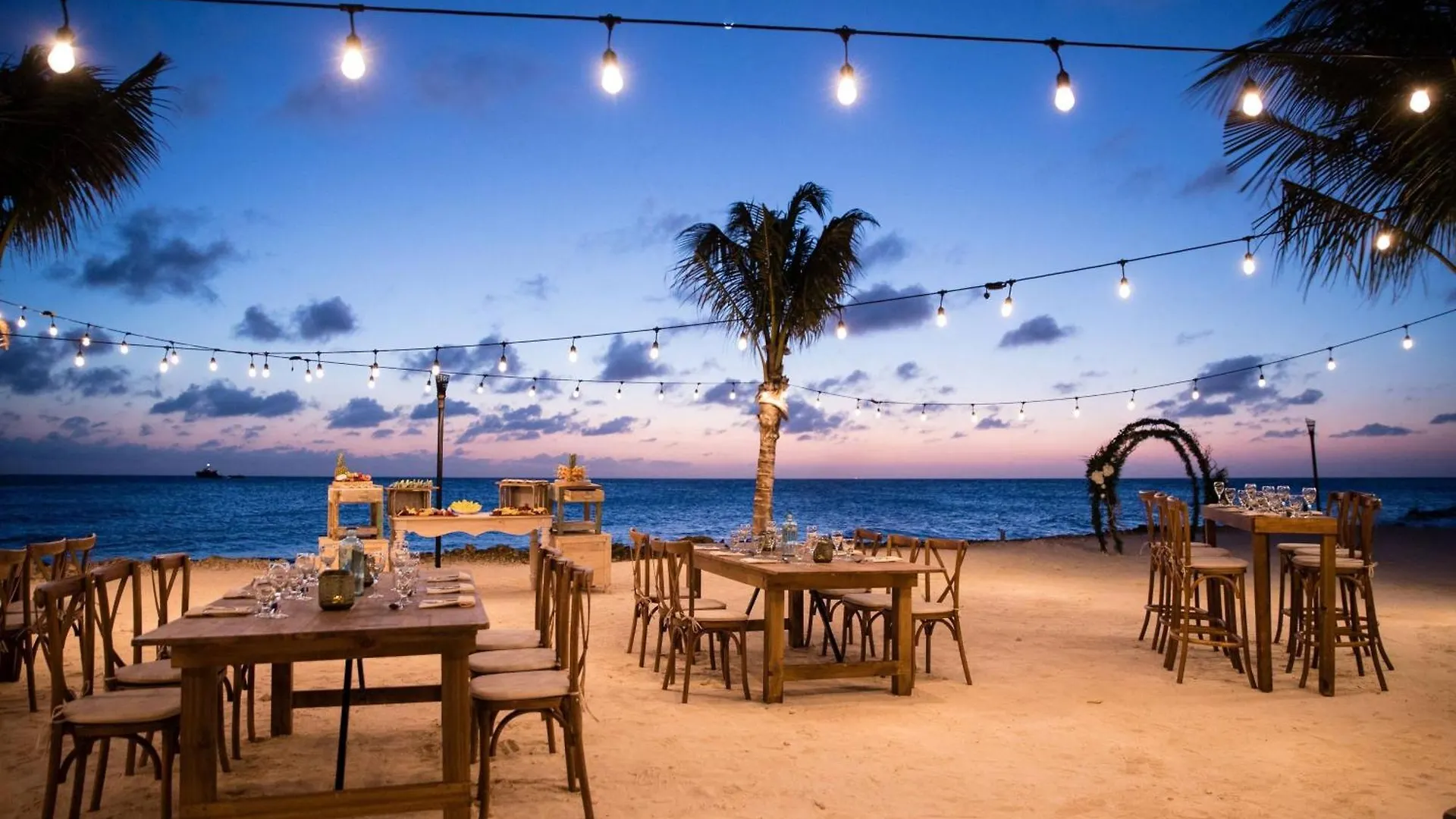 Renaissance Wind Creek Aruba Resort Oranjestad